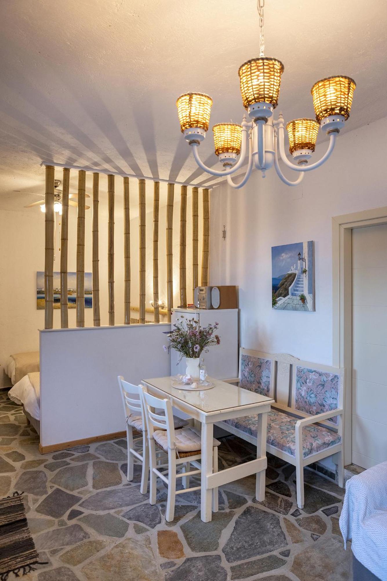 Aegean View - Seaside Apartment In Syros Azolimnos Exteriér fotografie